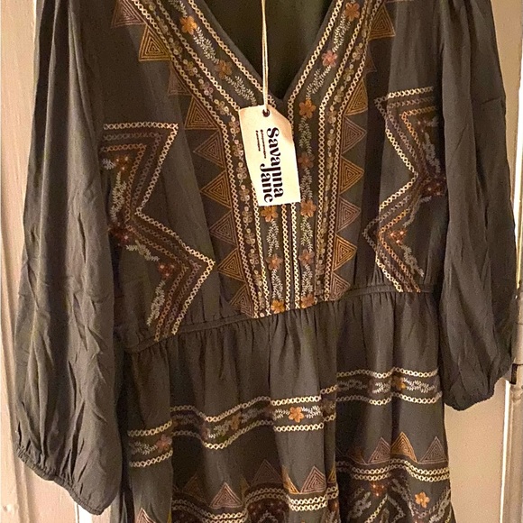 Cute boho dress ordered from Livy and Kate in Texas. Olive green. - Picture 5 of 5